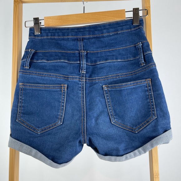 Ally Denim Shorts - Size 8 - Excellent - Picture 5 of 11